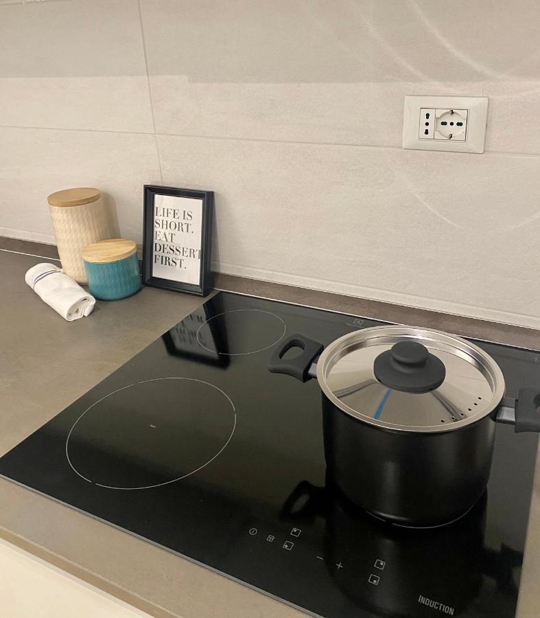 Suite Stresa Milano Centrale 3Pax Wifi Buitenkant foto