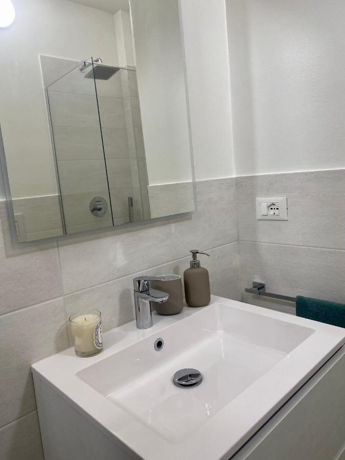 Suite Stresa Milano Centrale 3Pax Wifi Buitenkant foto